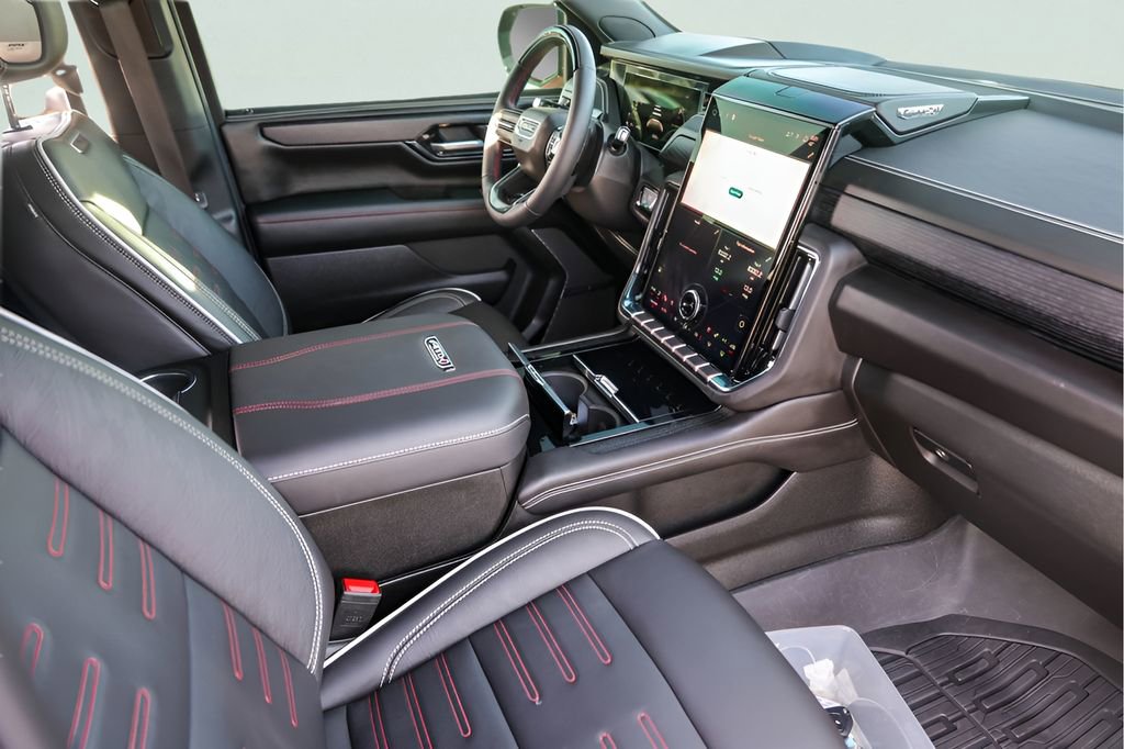 Certified 2025 GMC Yukon AT4 Ultimate image 34