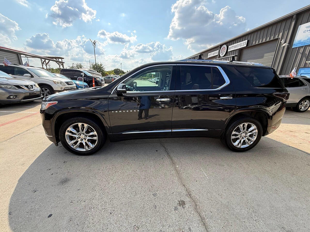 Used 2018 Chevrolet Traverse High Country image 3