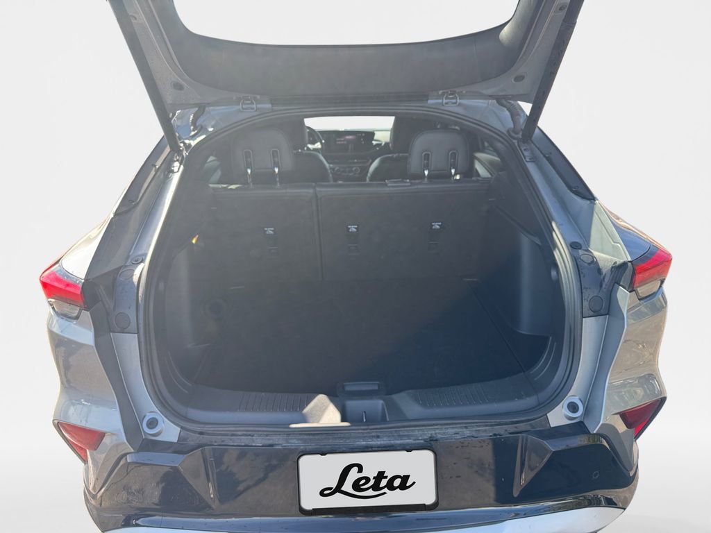 Used 2025 Buick Envista Sport Touring w/ Convenience I Package image 23