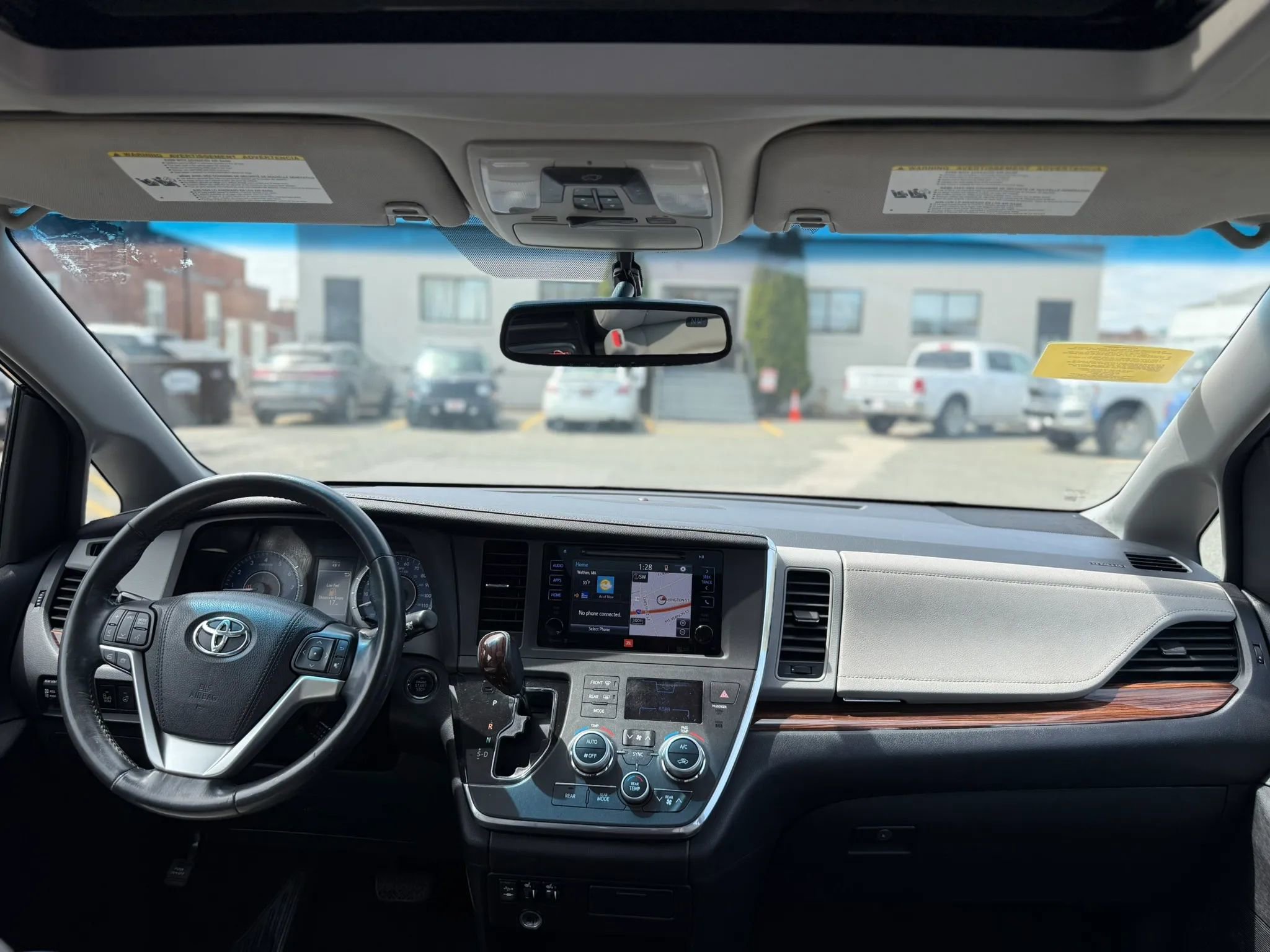 Used 2015 Toyota Sienna Limited AWD/4WD image 13