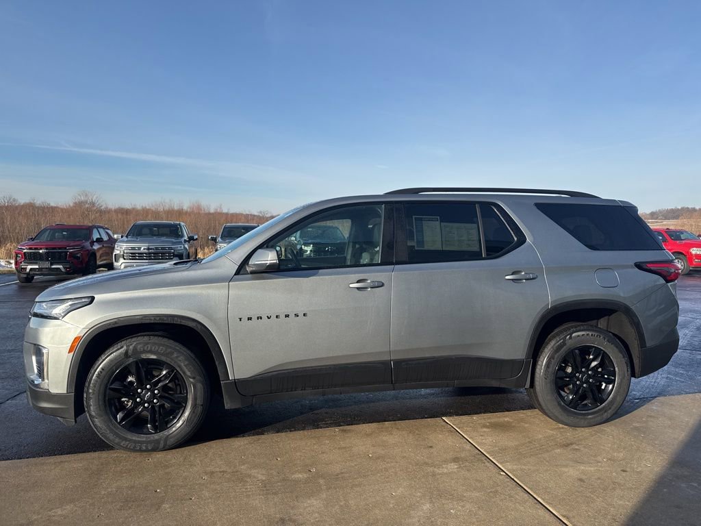 Certified 2023 Chevrolet Traverse LT w/ Midnight/Sport Edition image 4