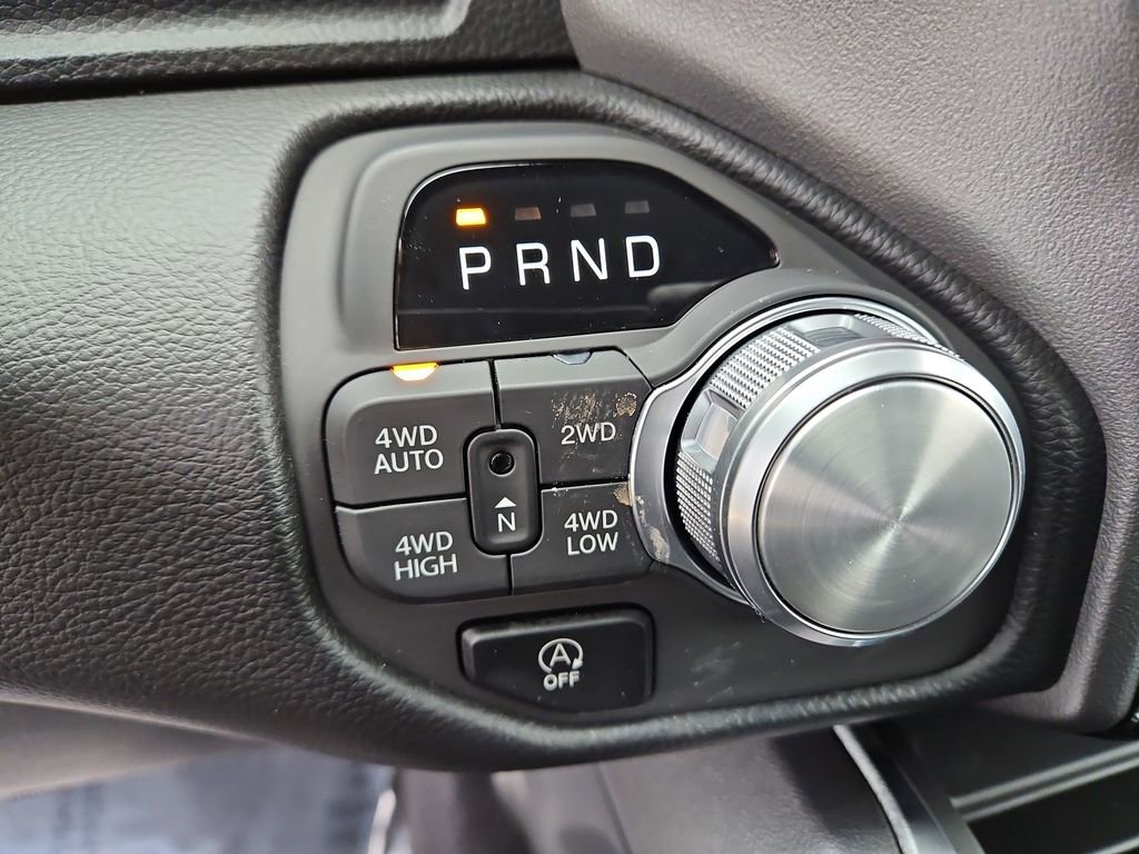 Used 2026 RAM 1500 Laramie w/ Night Edition image 30