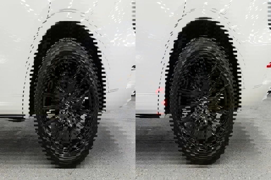 Used 2022 Maserati Levante GT image 32