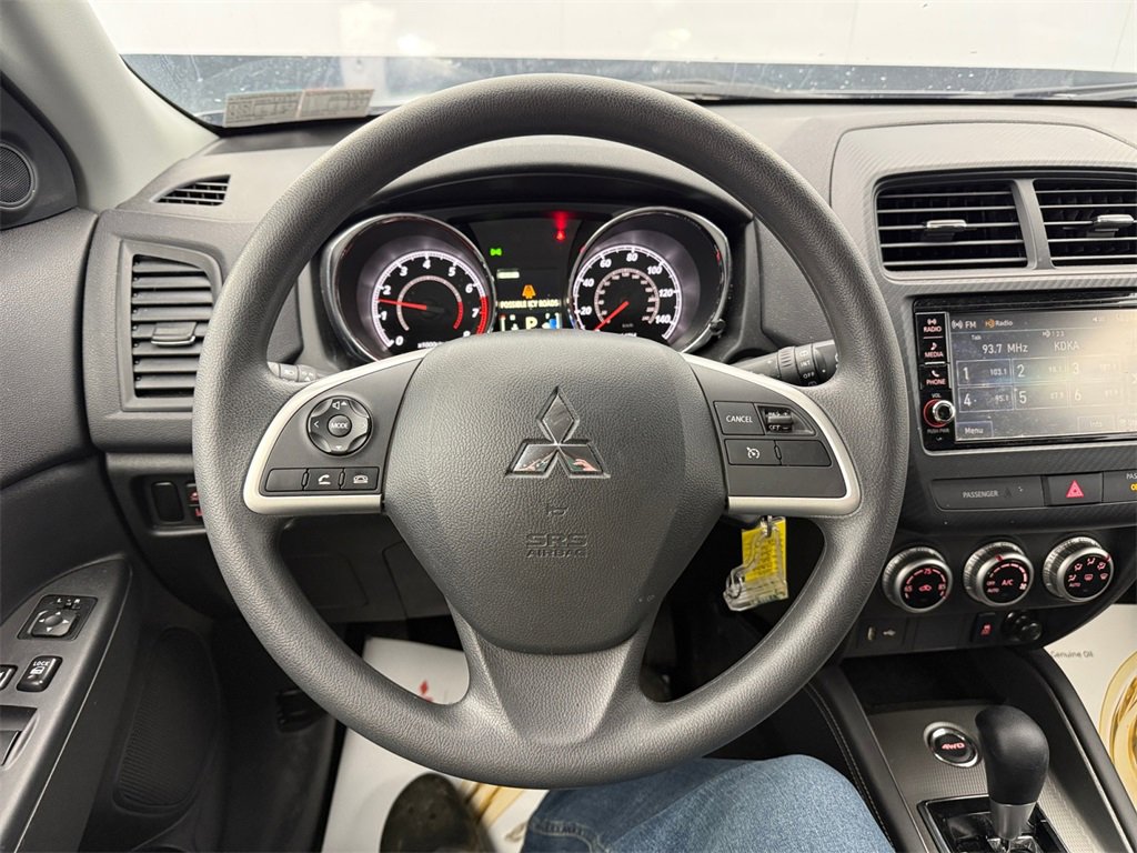 Used 2024 Mitsubishi Outlander Sport ES image 15
