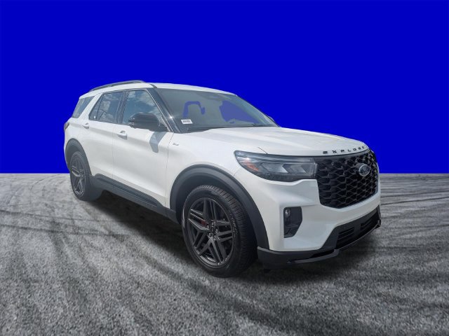 New 2026 Ford Explorer ST-Line w/ ST-Line Street Pack RWD image 2