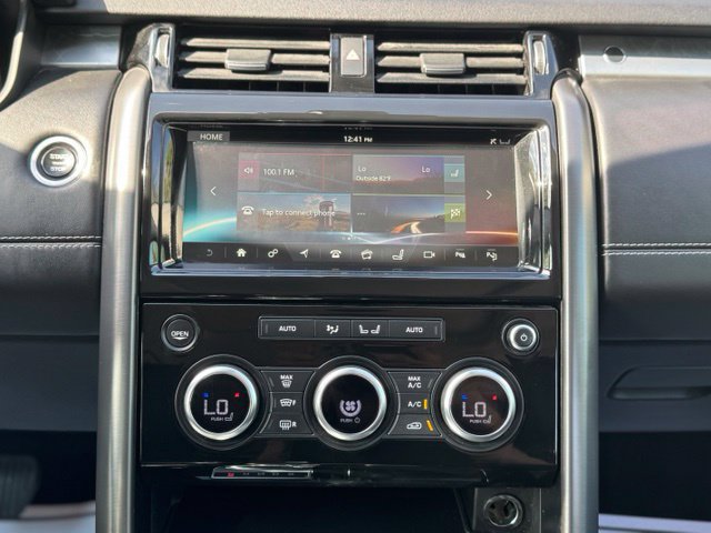 Used 2017 Land Rover Discovery First Edition AWD/4WD image 26