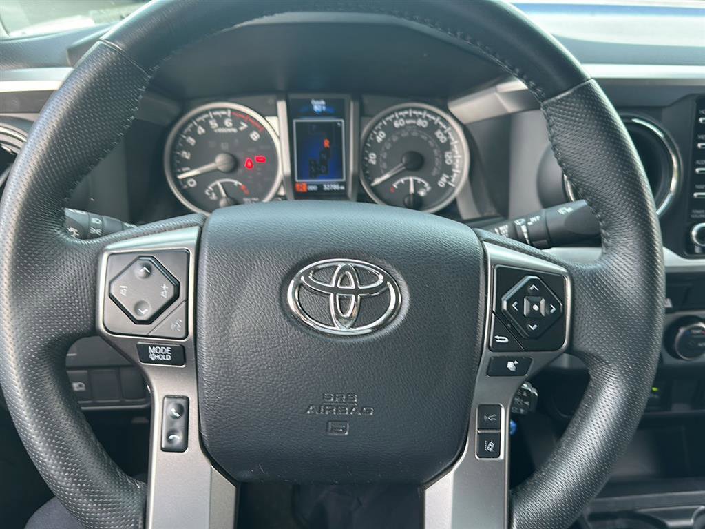 Certified 2022 Toyota Tacoma SR5 image 11