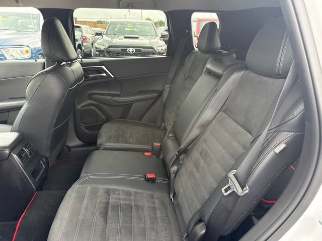 Used 2024 Mitsubishi Outlander SEL AWD/4WD image 27