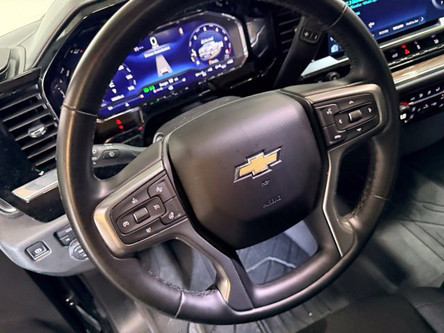 Used 2024 Chevrolet Silverado 1500 LT AWD/4WD image 18