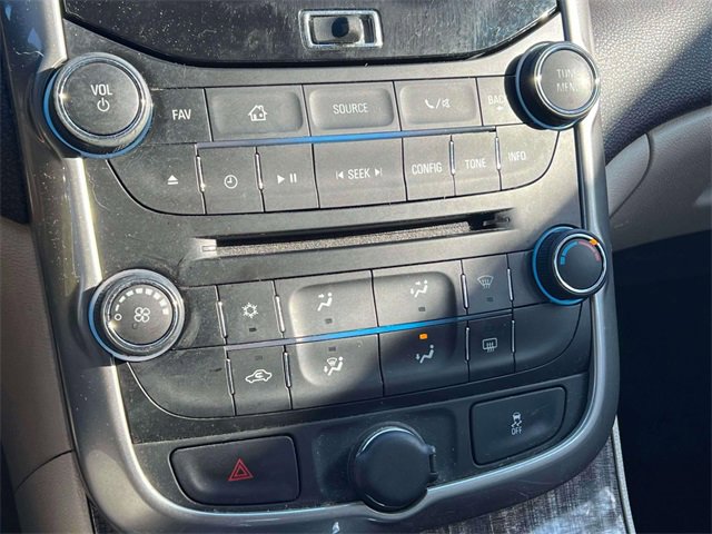Used 2015 Chevrolet Malibu LT w/ Power Convenience Package image 29