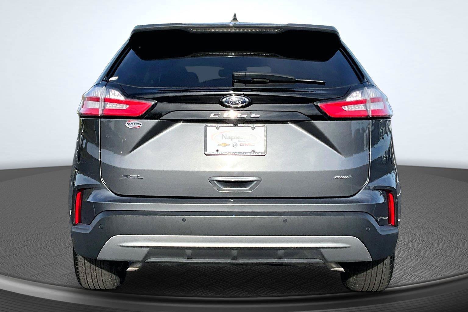 Used 2024 Ford Edge SEL AWD/4WD image 4