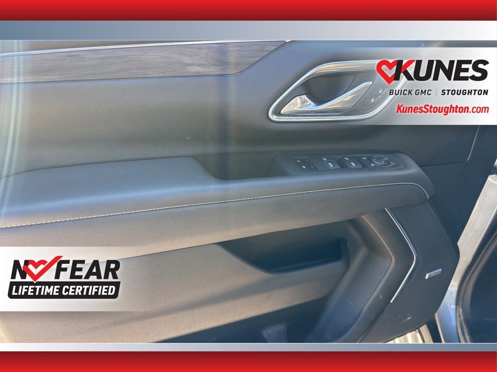 Used 2023 GMC Yukon XL SLT w/ SLT Premium Package AWD/4WD image 20