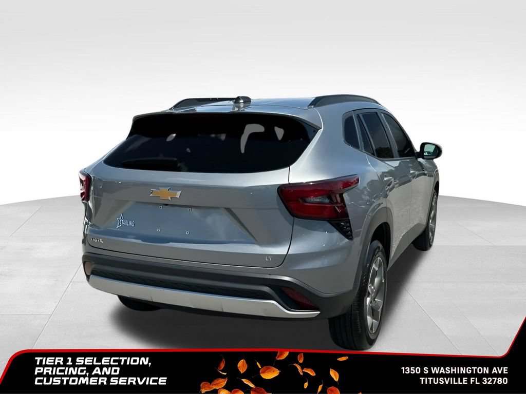 Used 2025 Chevrolet Trax LT w/ LT Convenience Package FWD image 7