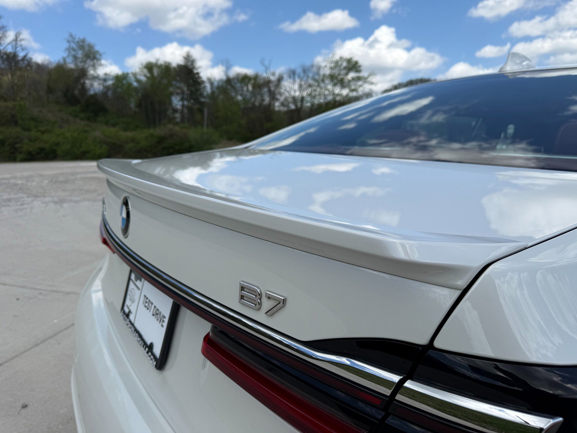 Used 2020 BMW ALPINA B7 xDrive w/ Luxury Rear Seating Package image 70