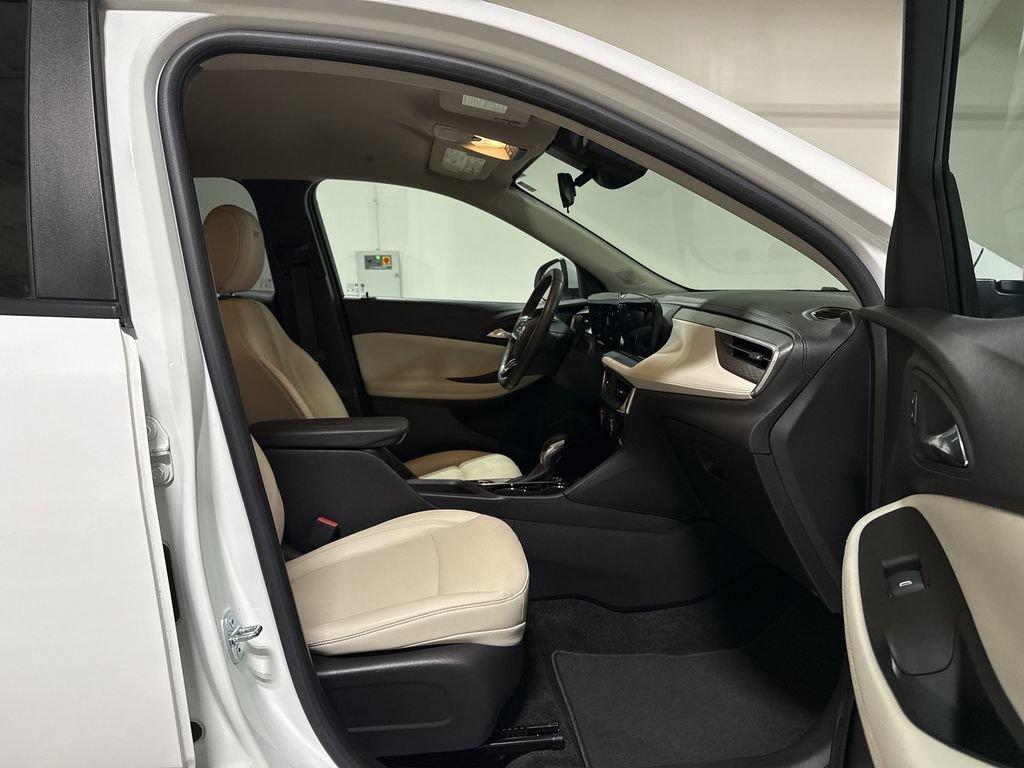 Used 2024 Buick Encore GX Sport Touring w/ Comfort Package FWD image 21