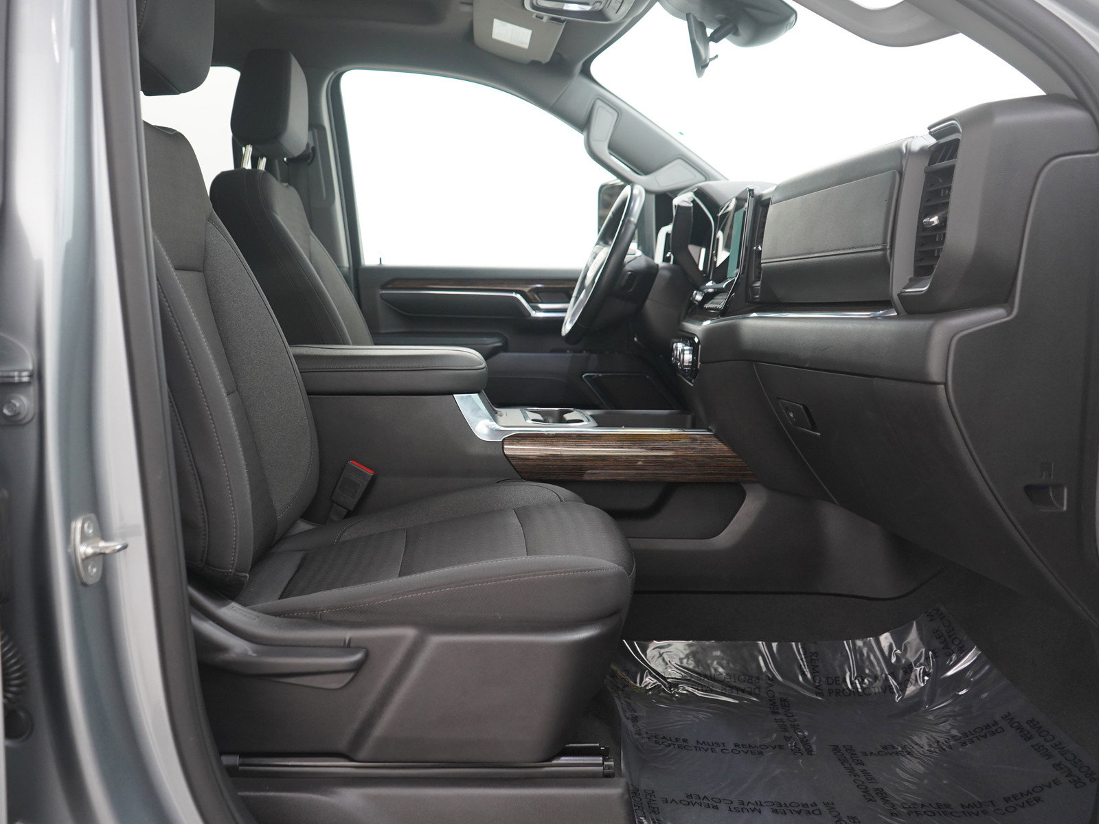 Used 2024 GMC Sierra 2500 SLE w/ SLE Convenience Package image 11