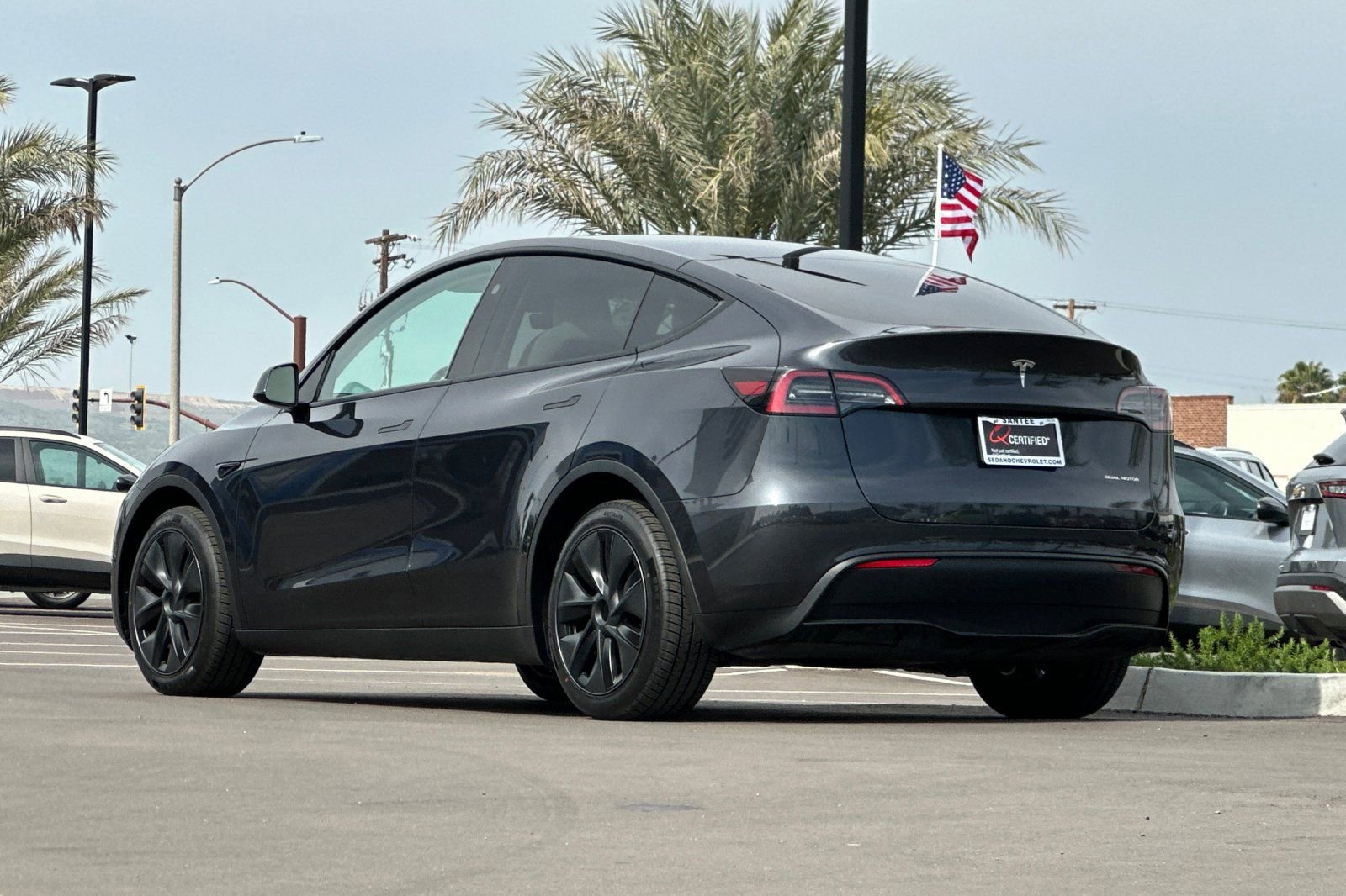 Used 2025 Tesla Model Y Long Range image 6