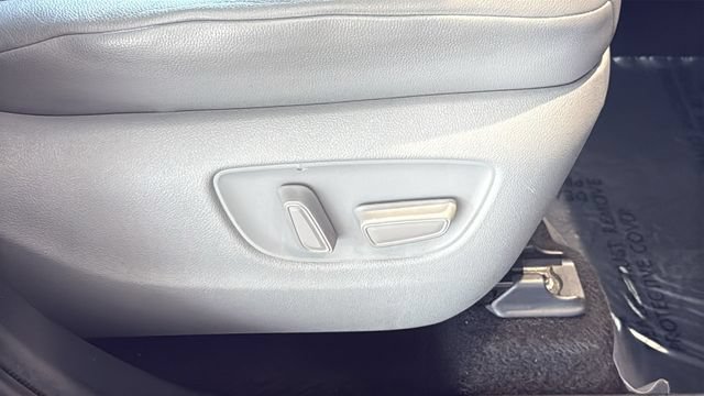 Certified 2021 Toyota Highlander XLE FWD image 13