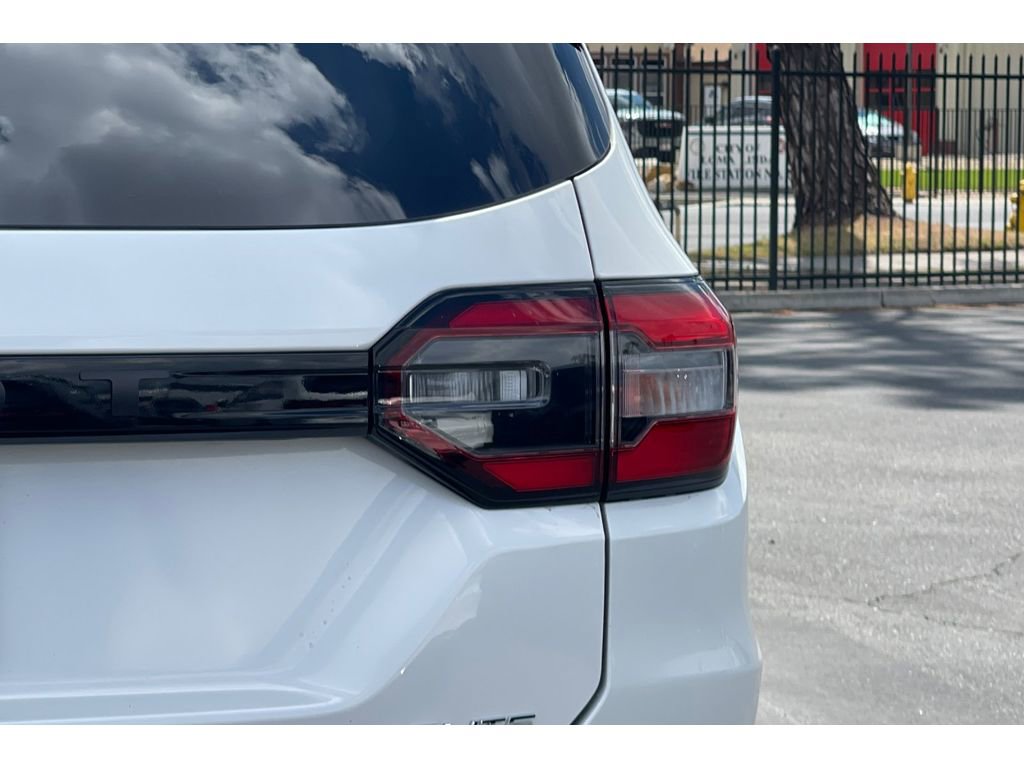 Certified 2025 Honda Pilot Elite image 51