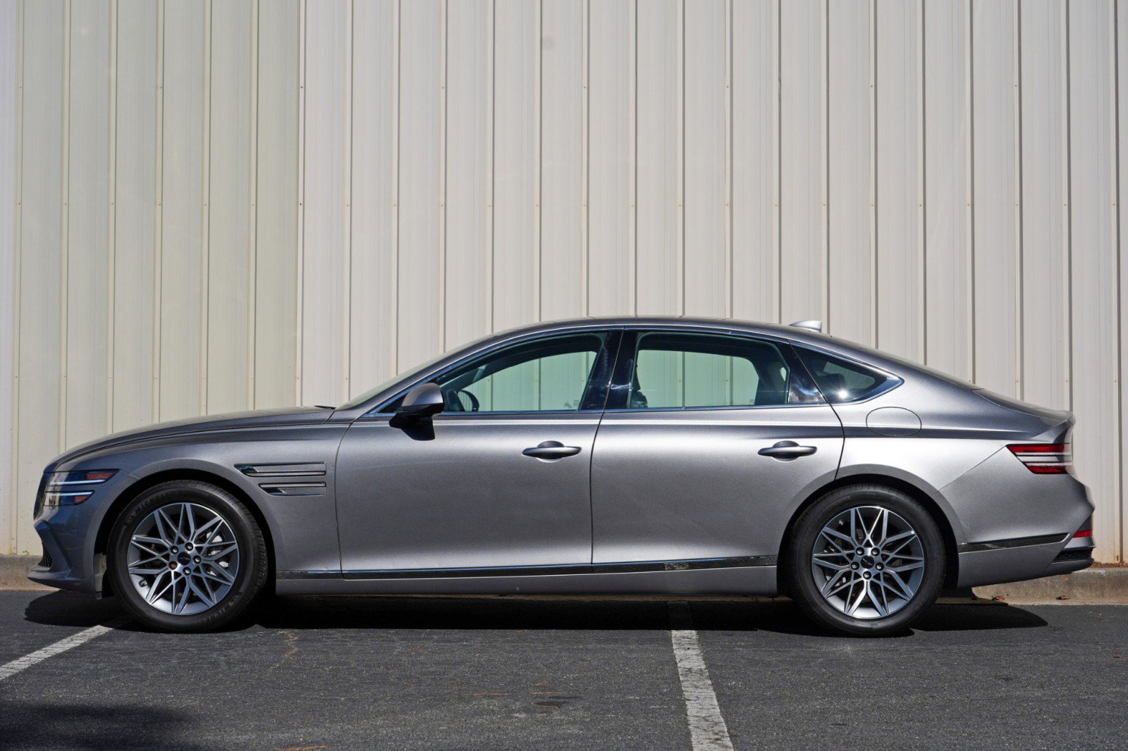 Used 2025 Genesis G80 2.5T AWD/4WD image 8