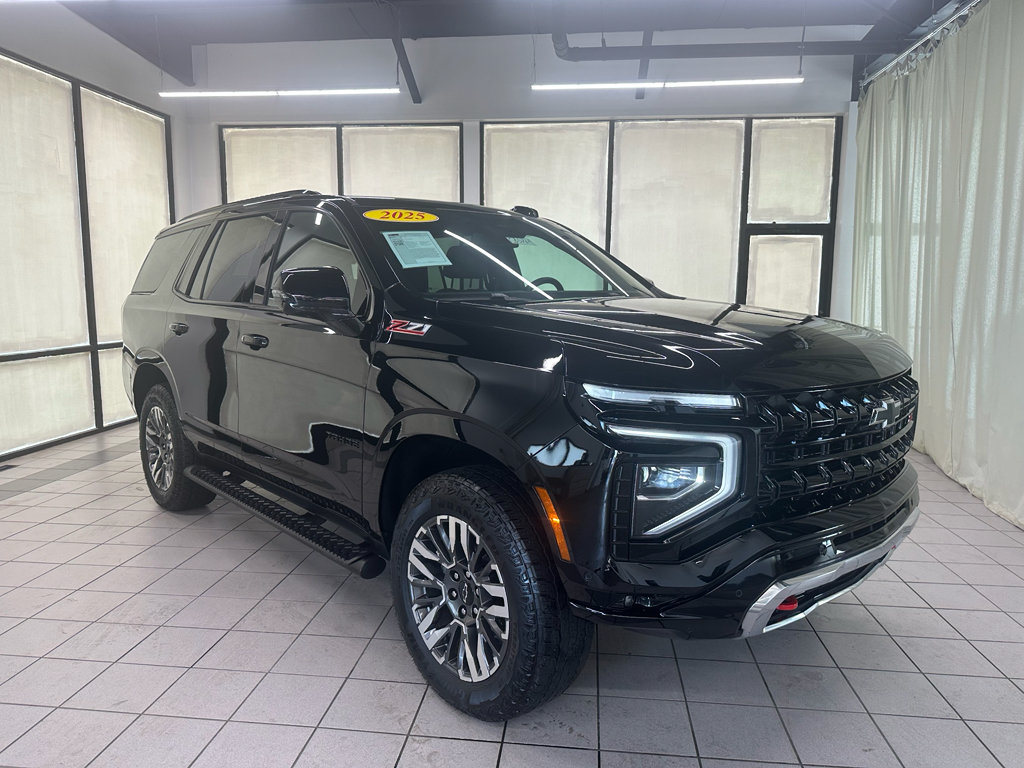 Certified 2025 Chevrolet Tahoe Z71 w/ Comfort Package AWD/4WD image 2