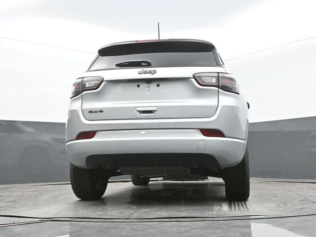 New 2025 Jeep Compass Limited w/ High Altitude Package AWD/4WD image 57