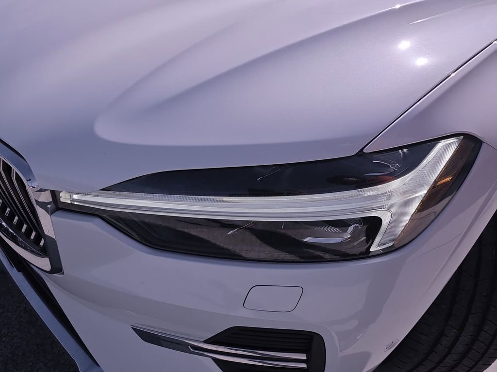 Used 2023 Volvo XC60 B5 Plus w/ Climate Package image 36