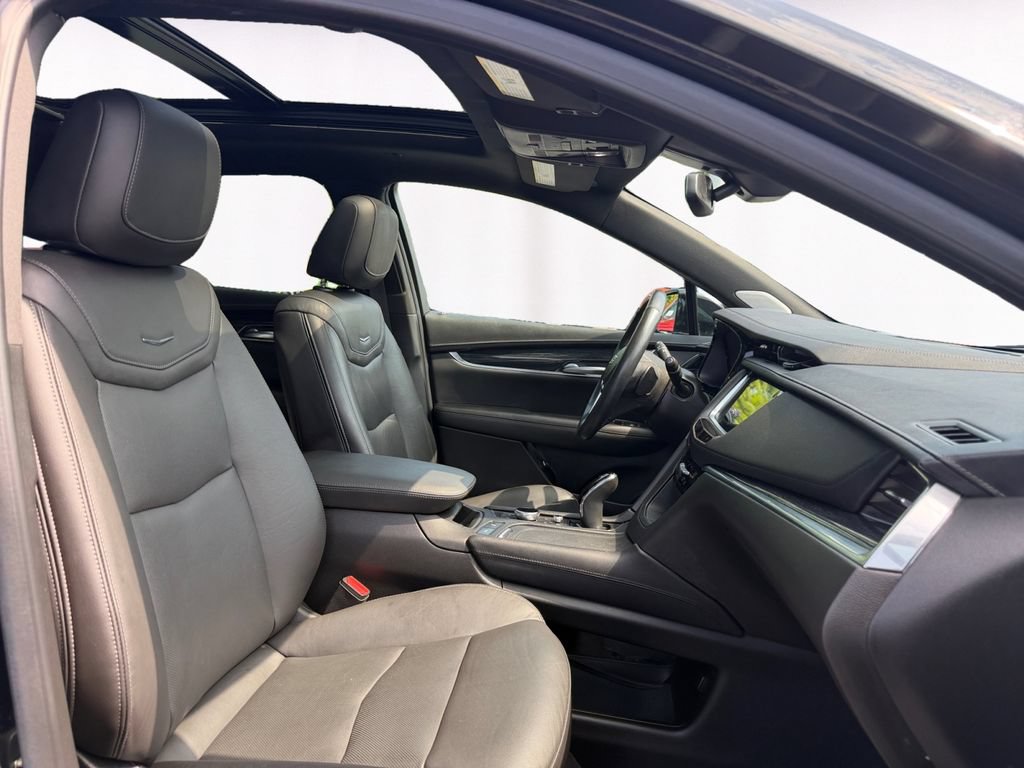 Used 2023 Cadillac XT5 Premium Luxury AWD/4WD image 15