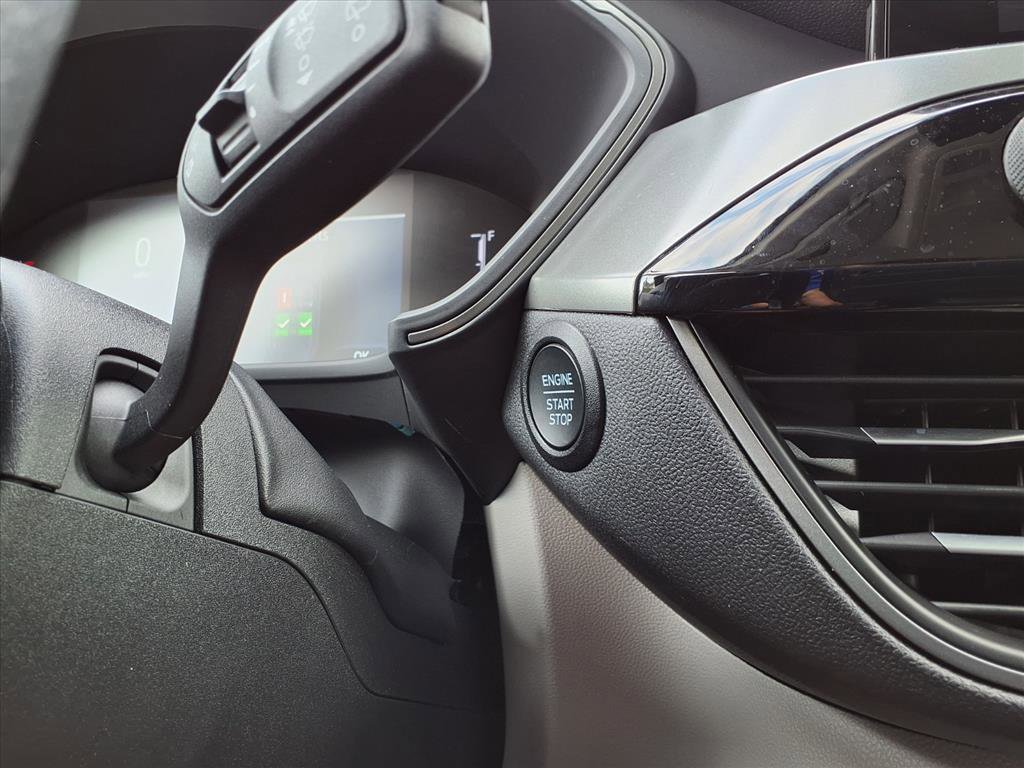 Used 2025 Ford Escape Active image 25