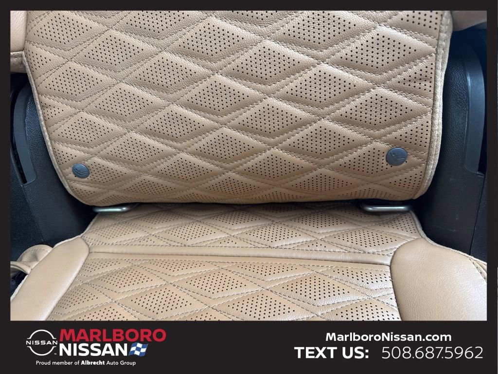 Used 2022 Cadillac Escalade Premium Luxury w/ Performance Package image 24