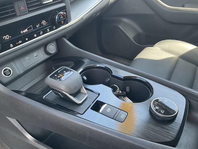 Used 2023 Nissan Rogue SV w/ SV Premium B Package image 25
