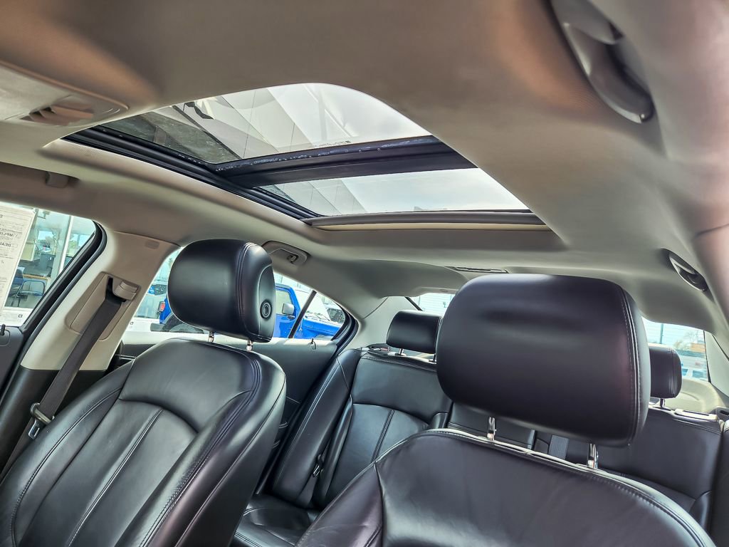 Used 2010 Buick LaCrosse CXL image 9