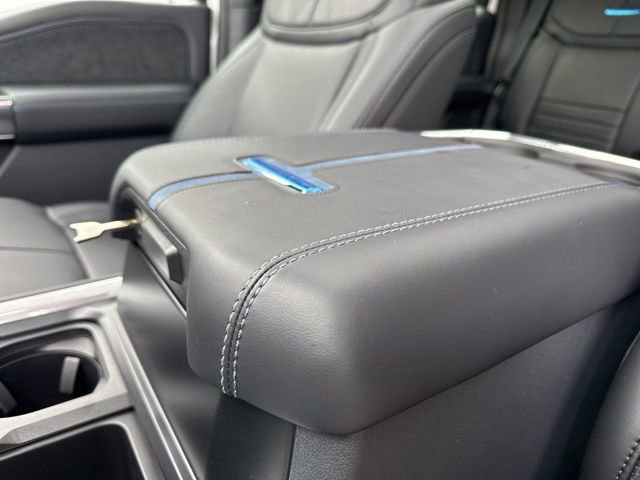 New 2025 Ford F250 Platinum w/ FX4 Off-Road Package image 20