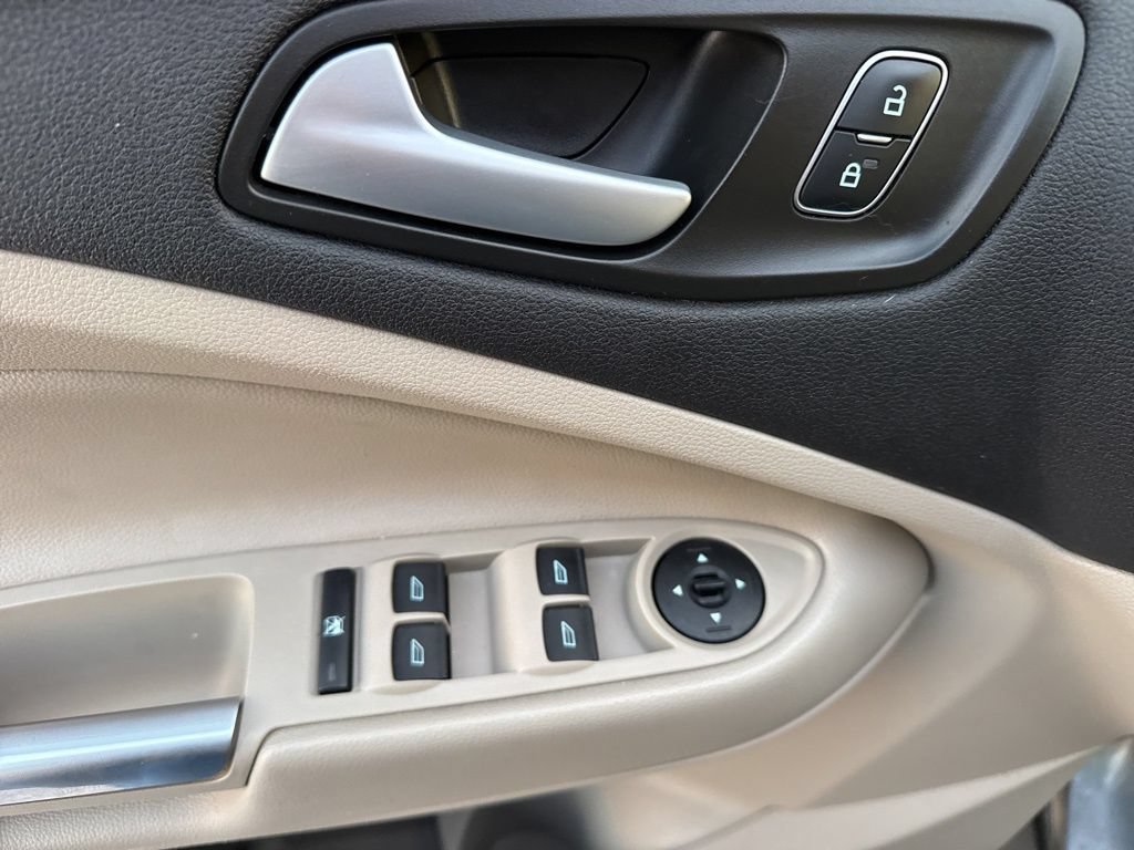 Used 2018 Ford Escape SEL AWD/4WD image 21