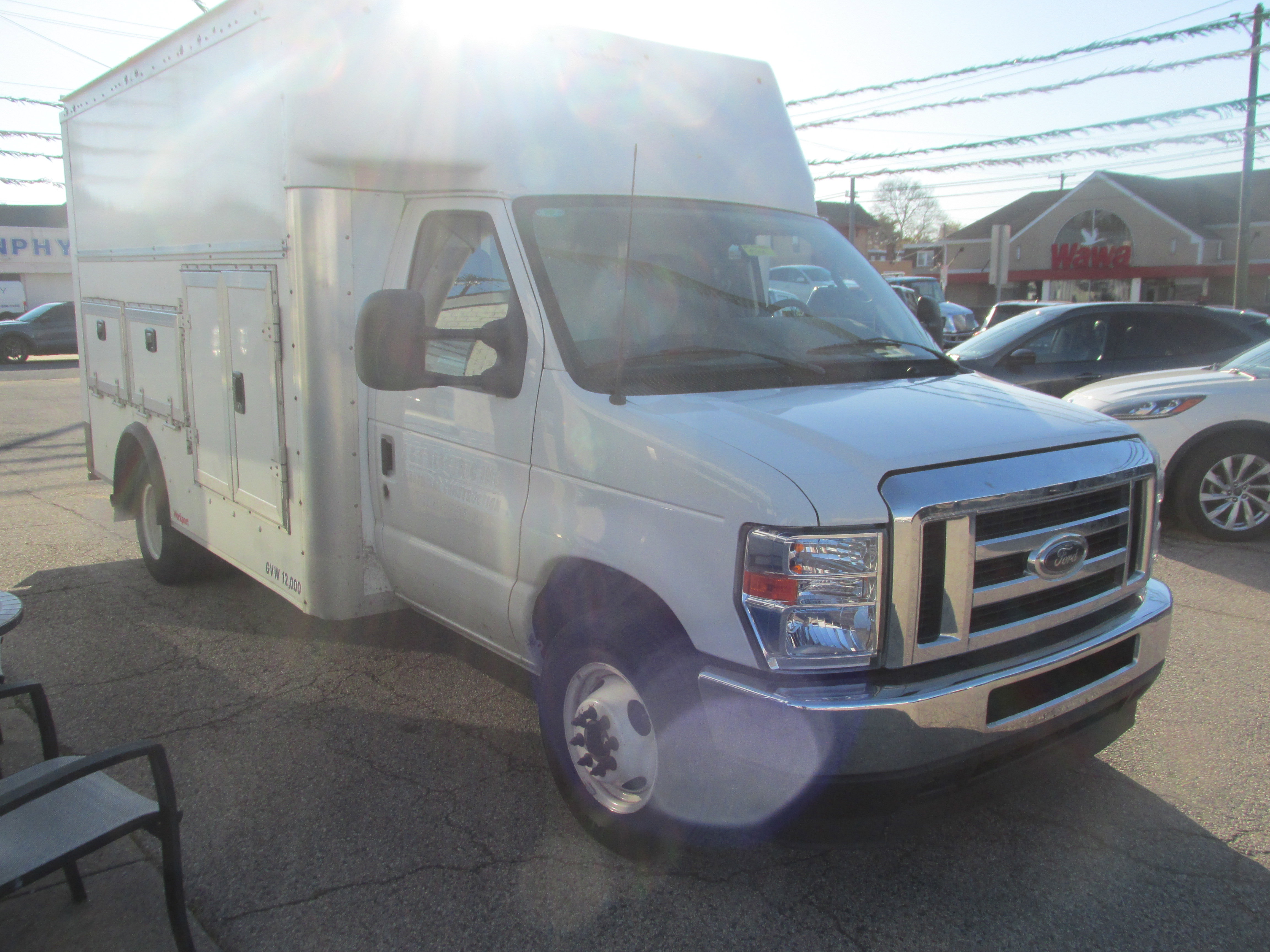 Used 2024 Ford E-350 and Econoline 350 Super Duty w/ Power Windows & Locks Group RWD image 3
