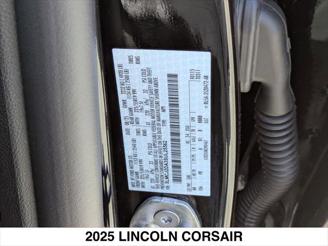 New 2025 Lincoln Corsair Reserve image 15