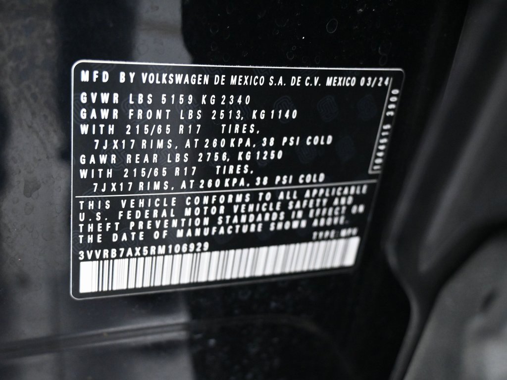 Used 2024 Volkswagen Tiguan S image 14