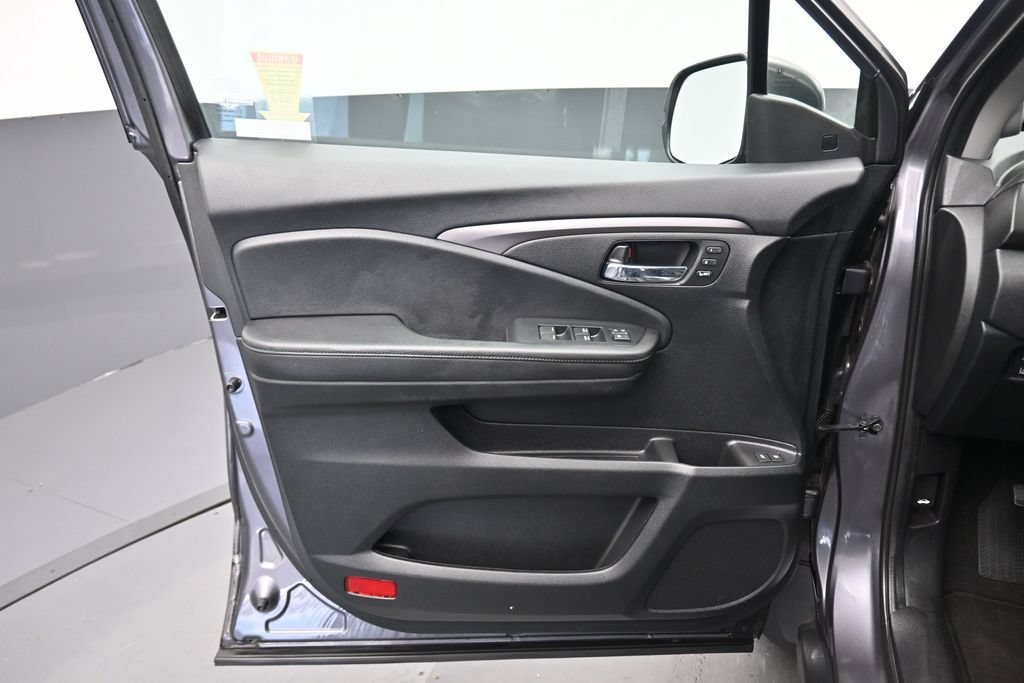 Used 2021 Honda Pilot EX-L image 9