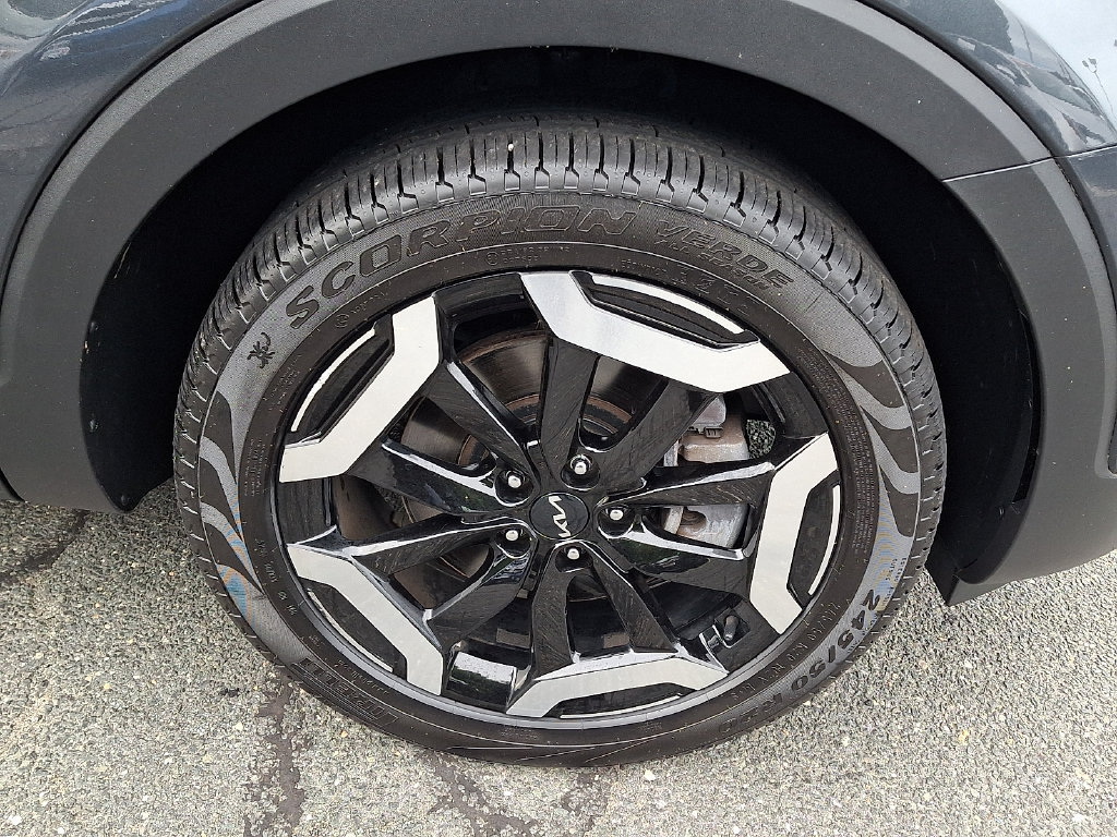 Used 2023 Kia Telluride S AWD/4WD image 8