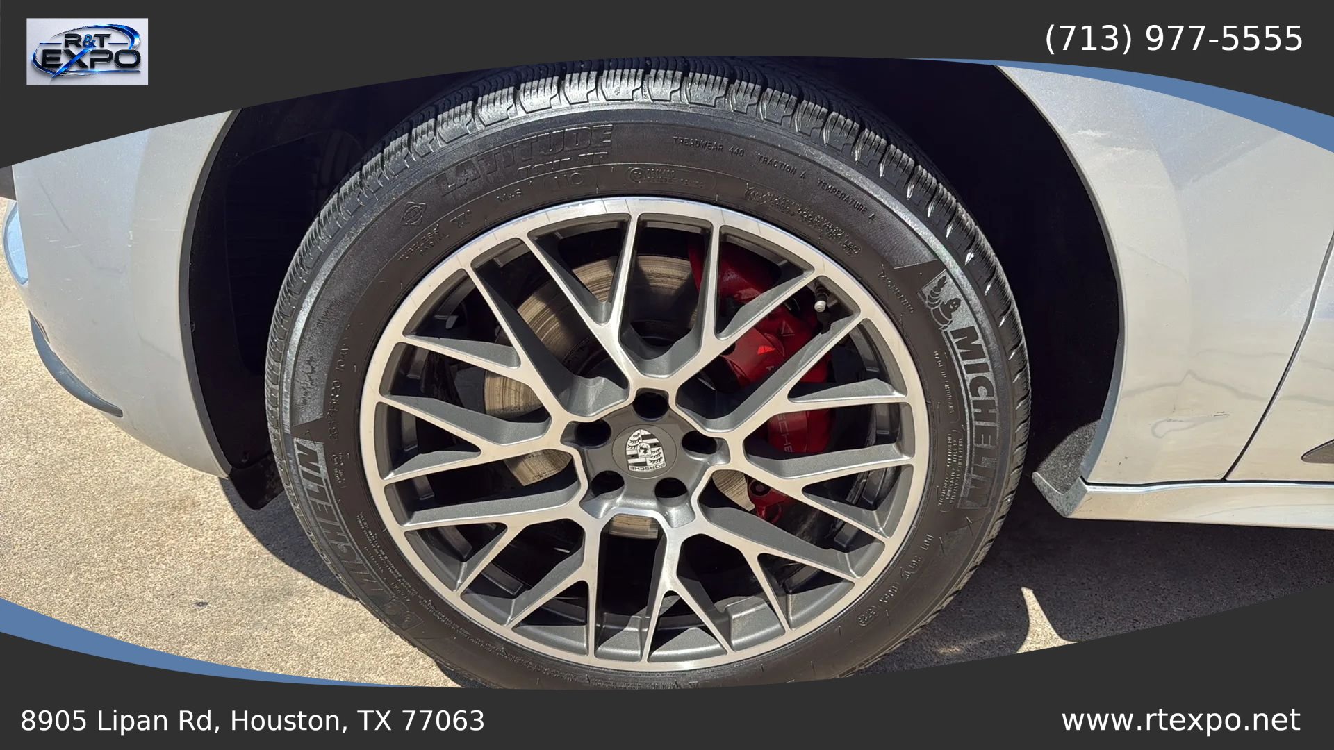 Used 2015 Porsche Macan Turbo AWD/4WD image 16
