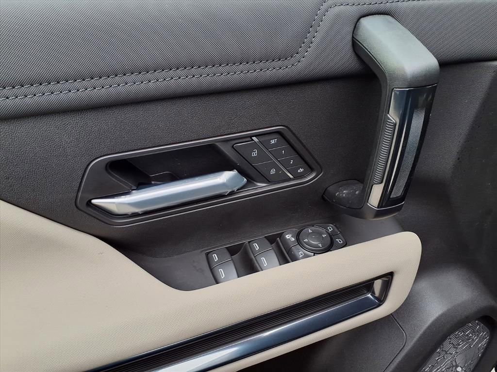 New 2026 GMC Hummer EV 4x4 Crew Cab image 16