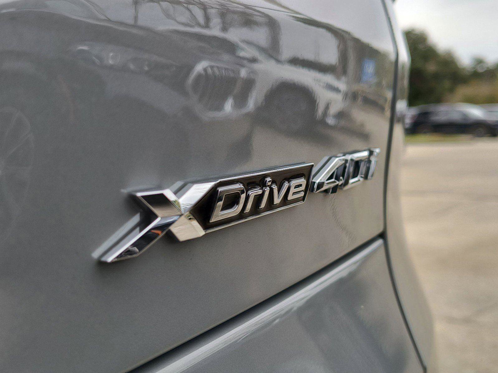 New 2025 BMW X5 xDrive40i w/ Parking Assistance Package image 4