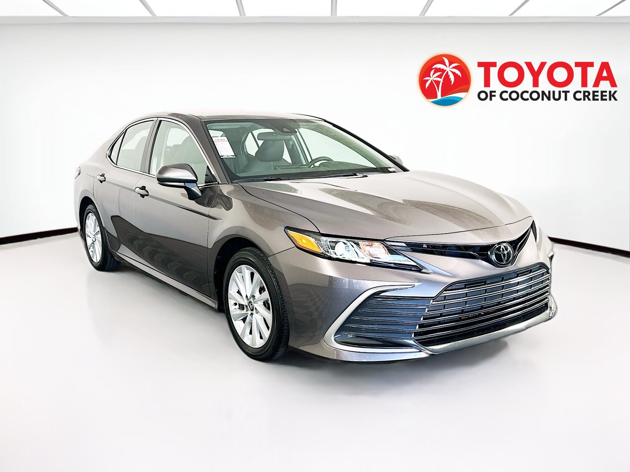 Used 2023 Toyota Camry LE