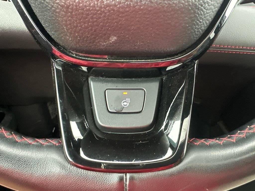 Used 2025 Honda Pilot Black Edition image 8