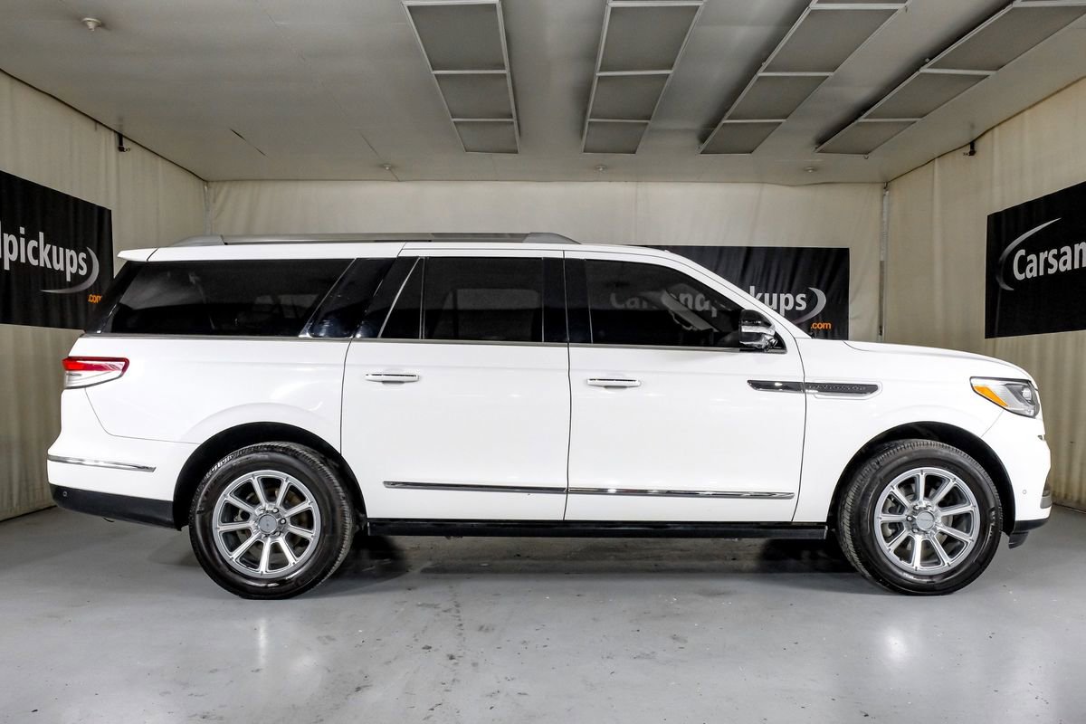 Used 2022 Lincoln Navigator L Reserve image 5