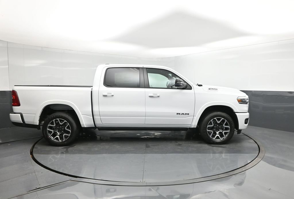 New 2026 RAM 1500 Laramie AWD/4WD image 26