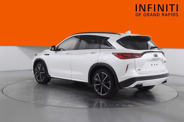Used 2023 INFINITI QX50 Sport AWD/4WD image 5