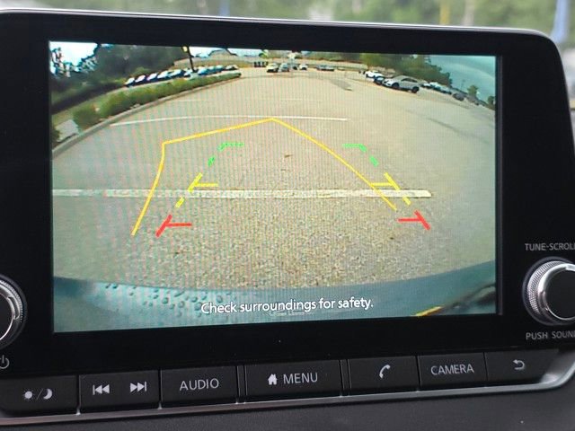 New 2025 Nissan Sentra SR w/ Midnight Edition image 4