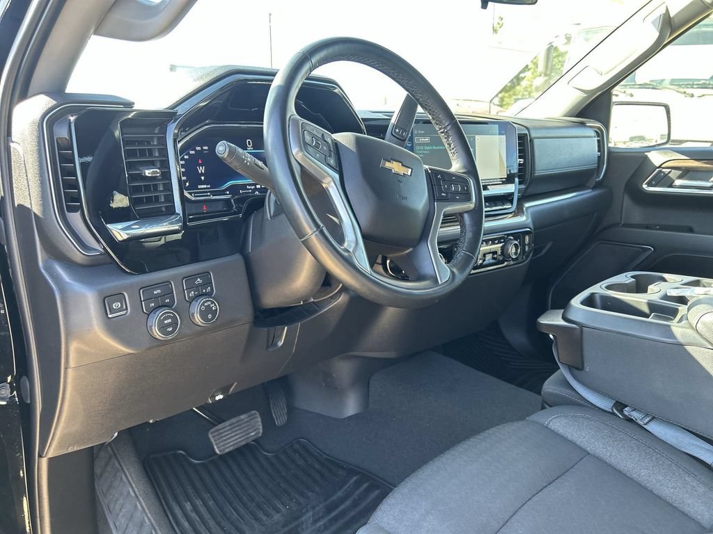 Certified 2026 Chevrolet Silverado 1500 LT RWD image 7