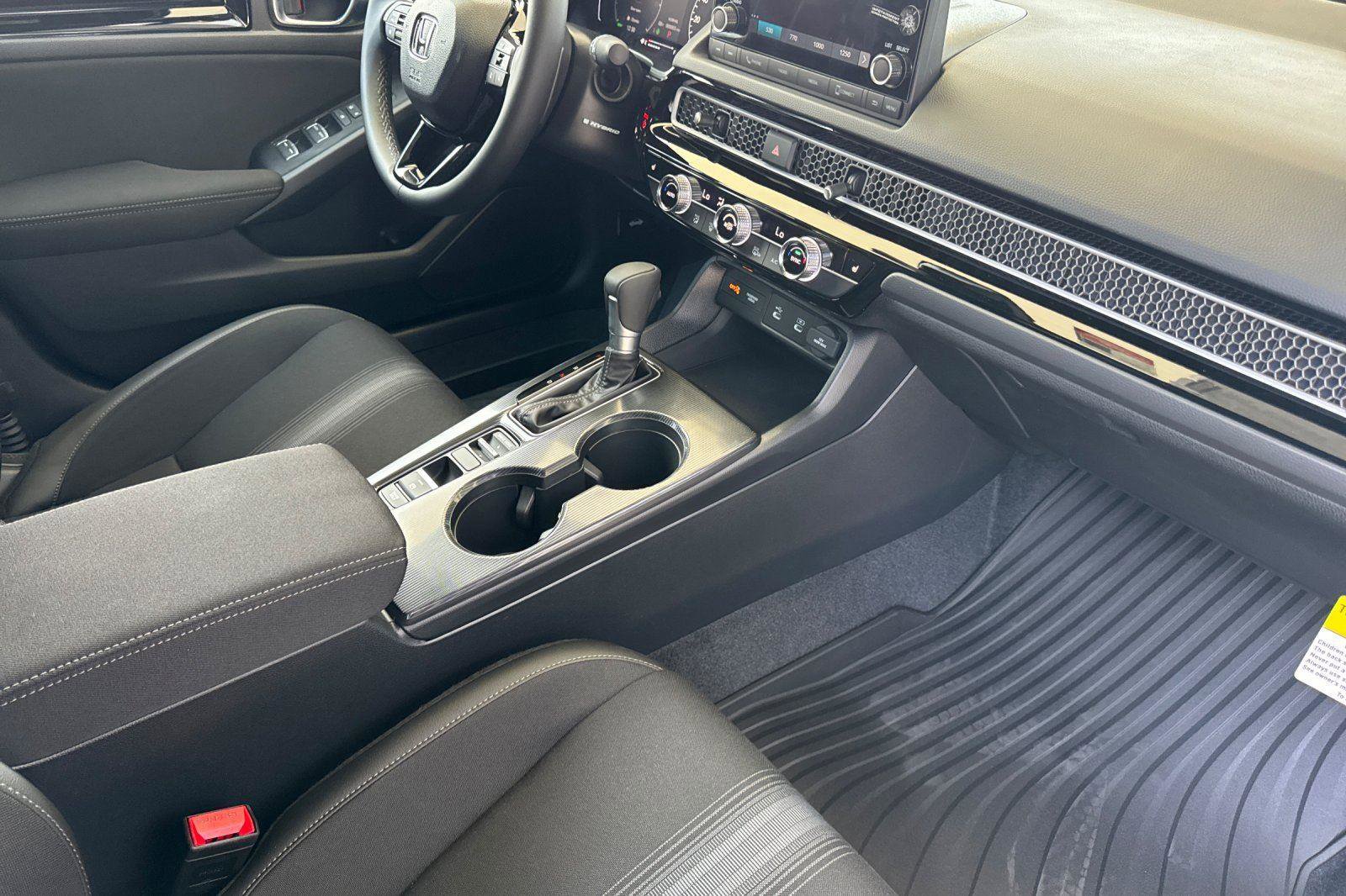 Certified 2025 Honda Civic Sport image 13